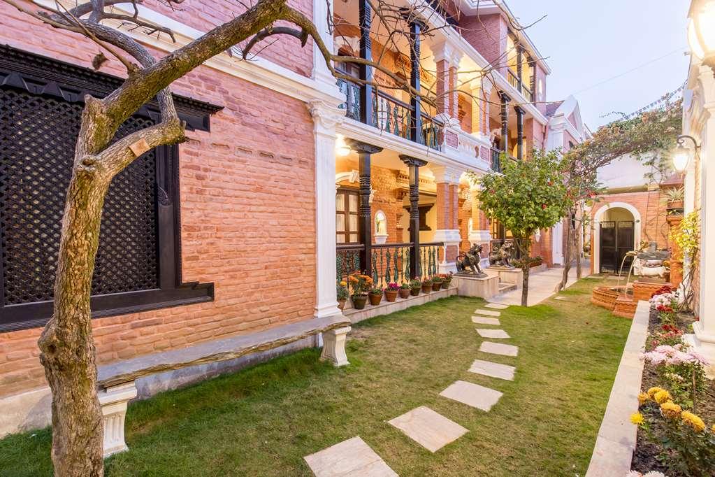 Baber Mahal Vilas - The Heritage Hotel Катманду Екстер'єр фото