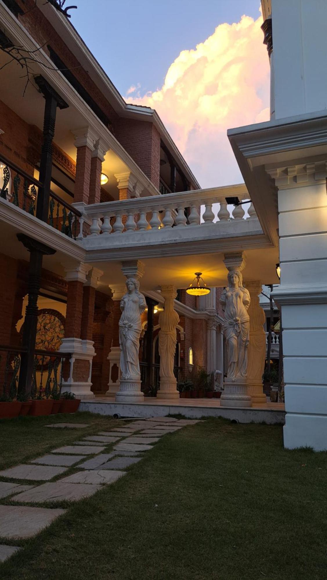 Baber Mahal Vilas - The Heritage Hotel Катманду Екстер'єр фото
