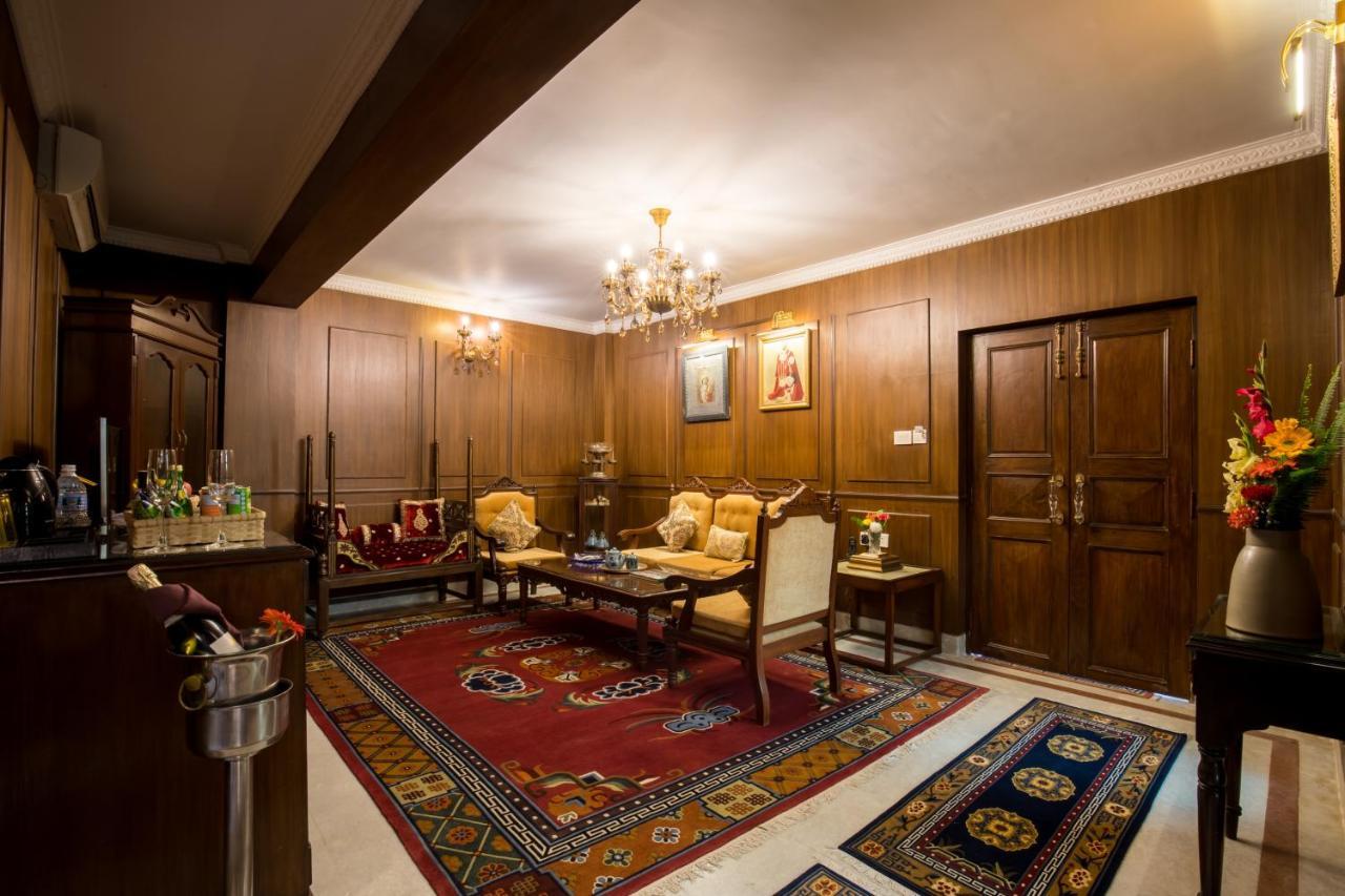 Baber Mahal Vilas - The Heritage Hotel Катманду Екстер'єр фото
