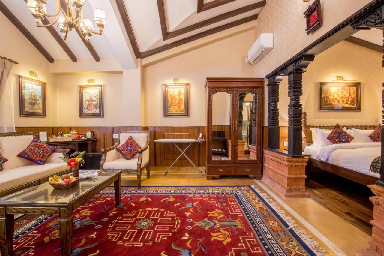 Baber Mahal Vilas - The Heritage Hotel Катманду Екстер'єр фото